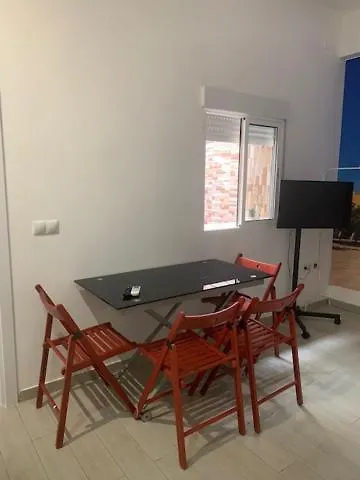 Apartamento De Ao Artes, 16 Málaga 0*,  İspanya